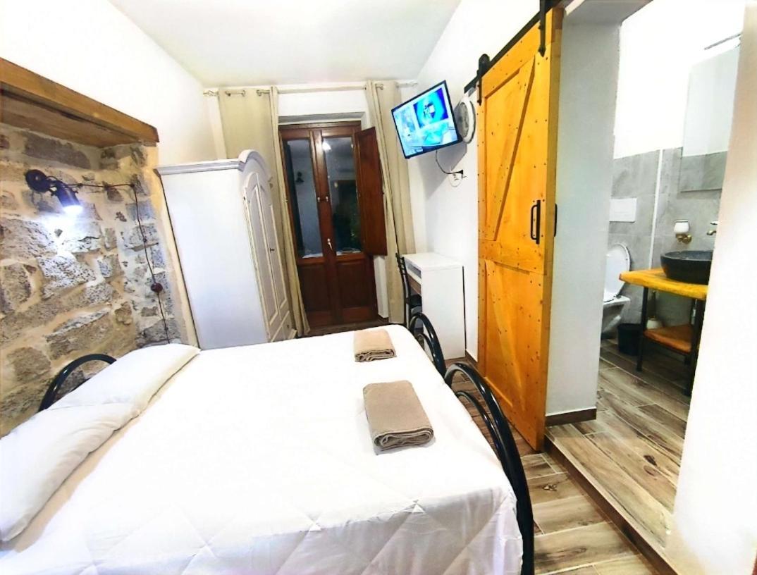 La Plaza Hotel Ollolai Kültér fotó